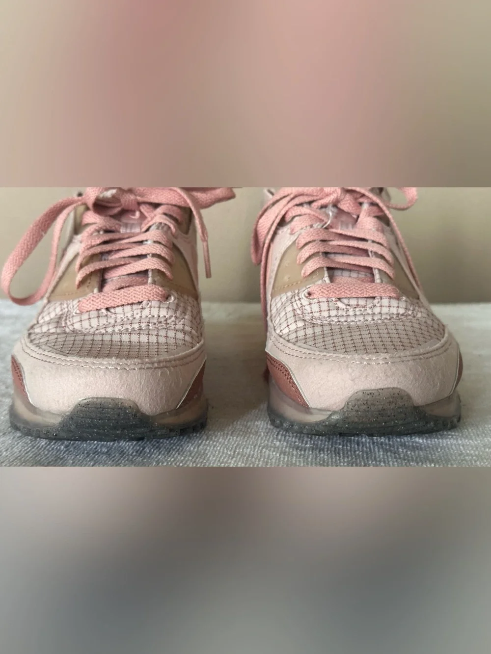 Nike‎ Air Max 90 Terrascape Pink Sneakers Women’s Size 7.5 DH5073-600